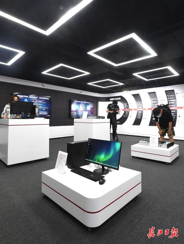 助力武漢數(shù)字經濟發(fā)展，長江鯤鵬一年接入企業(yè)三百余家