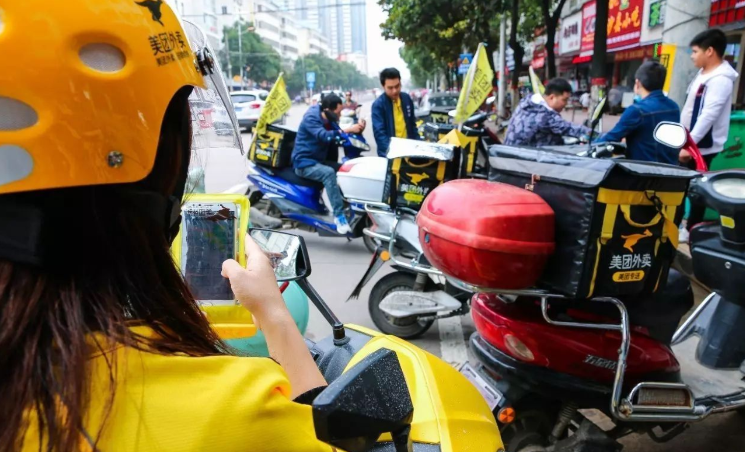 it技術(shù)團(tuán)隊(duì)工作氛圍_it技術(shù)宅技術(shù)_it技術(shù)員