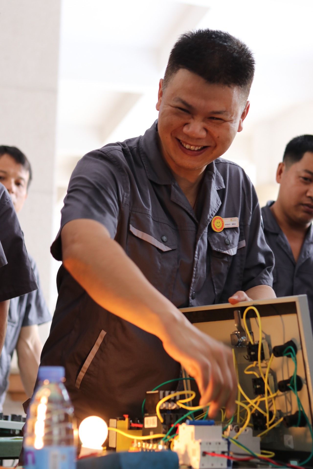 it技術(shù)團(tuán)隊(duì)工作氛圍_it技術(shù)員_it技術(shù)宅技術(shù)